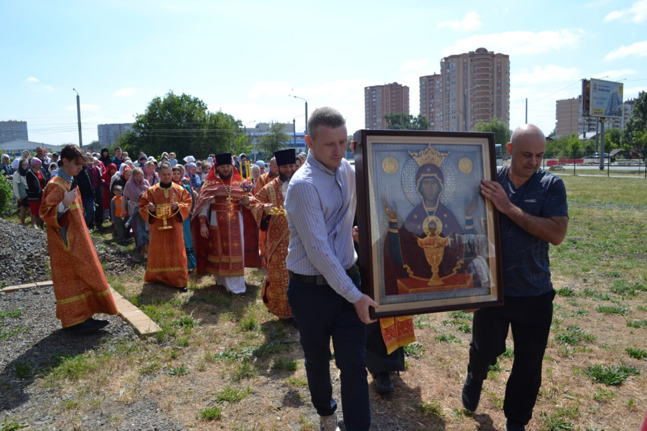 Престольный праздник прихода иконы Божией Матери "Неупиваемая Чаша" (18.05.24)