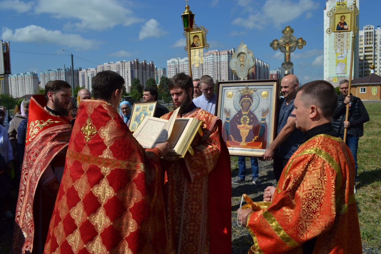 Престольный праздник прихода иконы Божией Матери "Неупиваемая Чаша" (18.05.24)