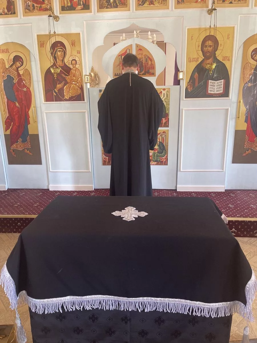 Вынос Плащаницы и Чин погребения (Великая пятница, 18.04.2025)