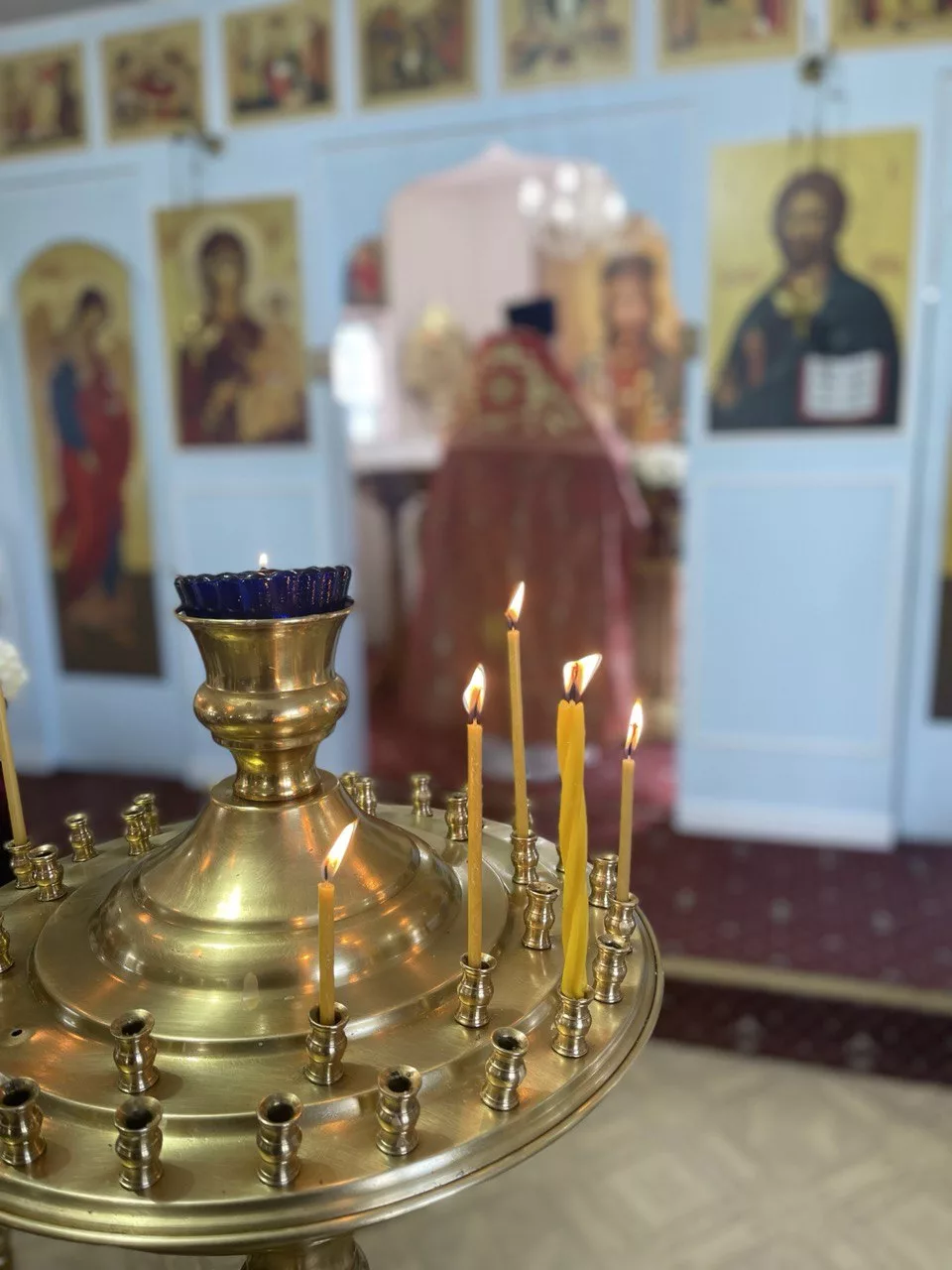 Светлая Седмица: крестные ходы и раздача артоса