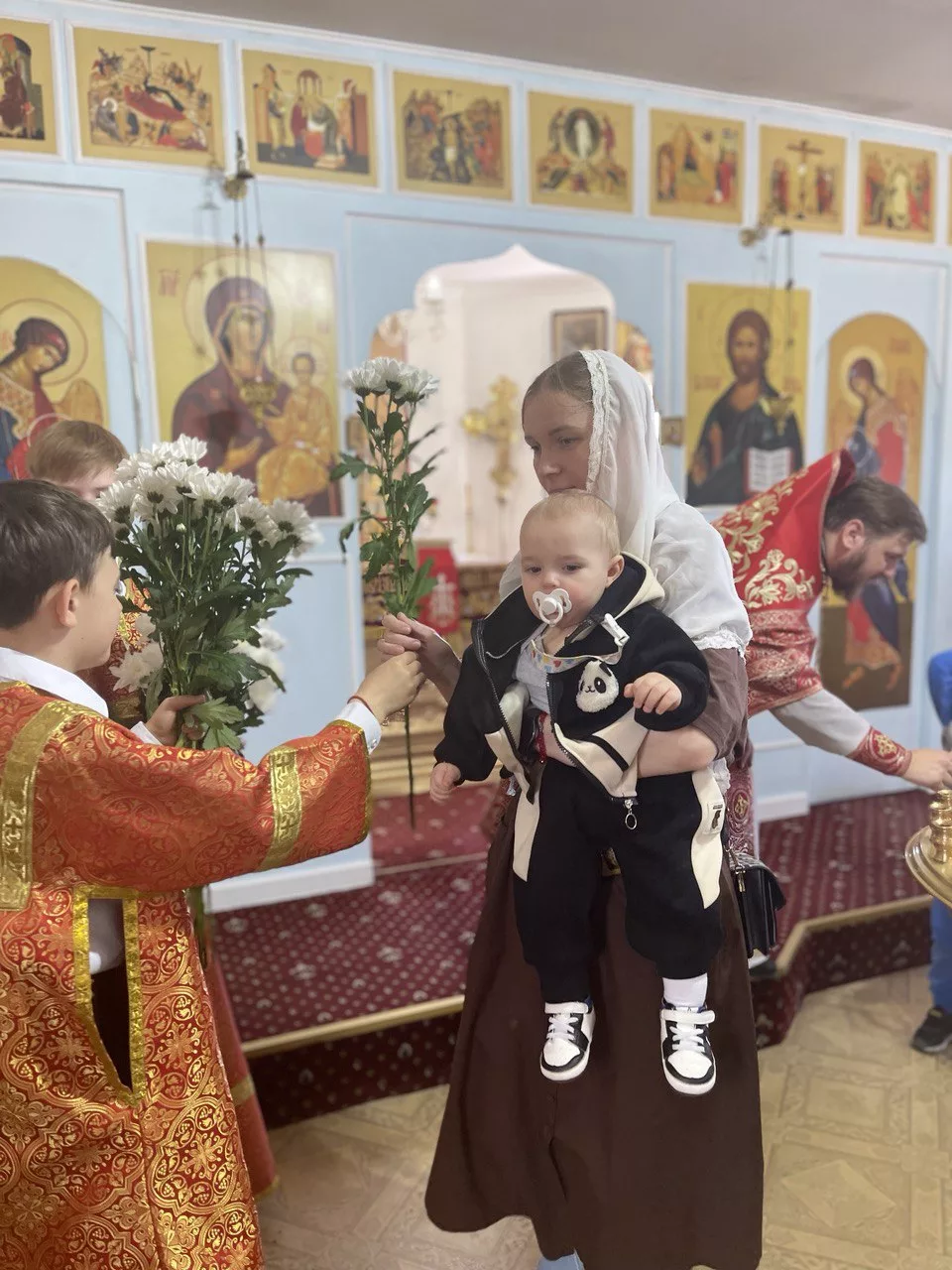 Неделя святых жен-мироносиц (04.05.2025): праздник верности и любви
