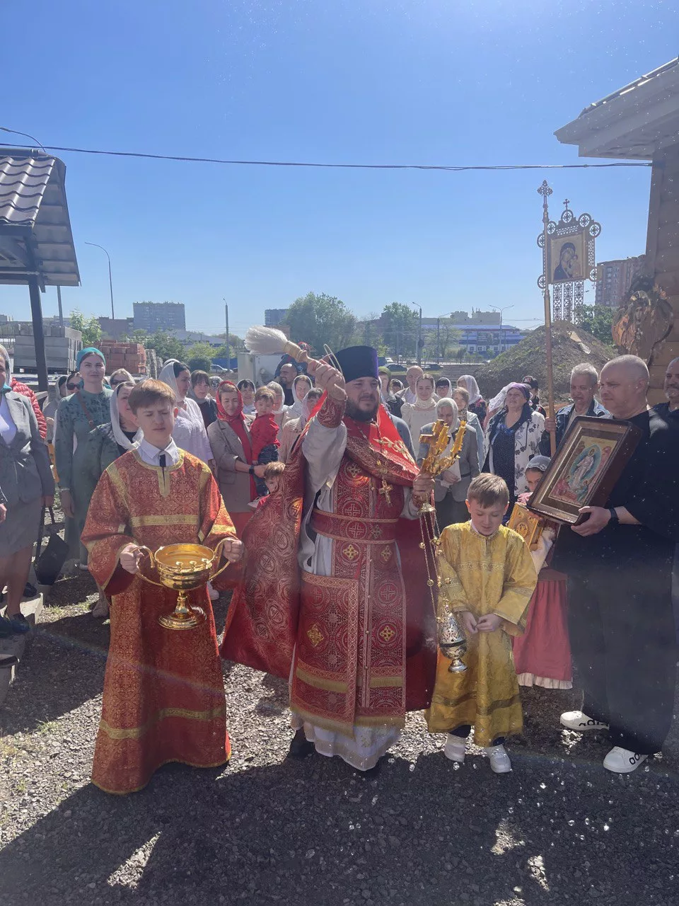 Неделя святых жен-мироносиц (04.05.2025): праздник верности и любви