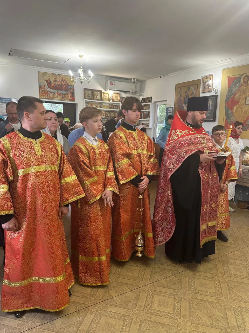 Престольный праздник храма в честь иконы Божией Матери "Неупиваемая Чаша" (18.05.2025)