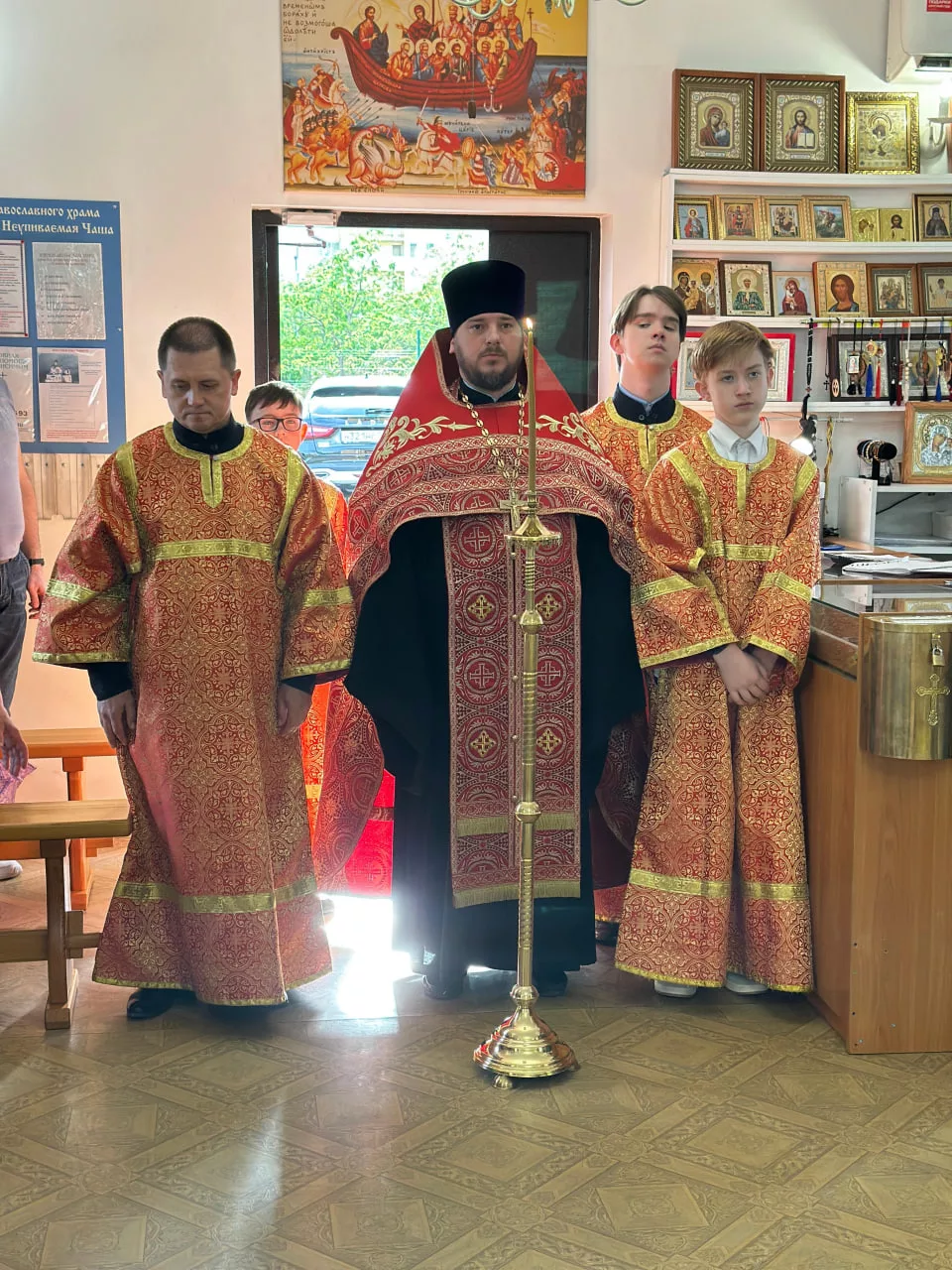 Престольный праздник храма в честь иконы Божией Матери "Неупиваемая Чаша" (18.05.2025)
