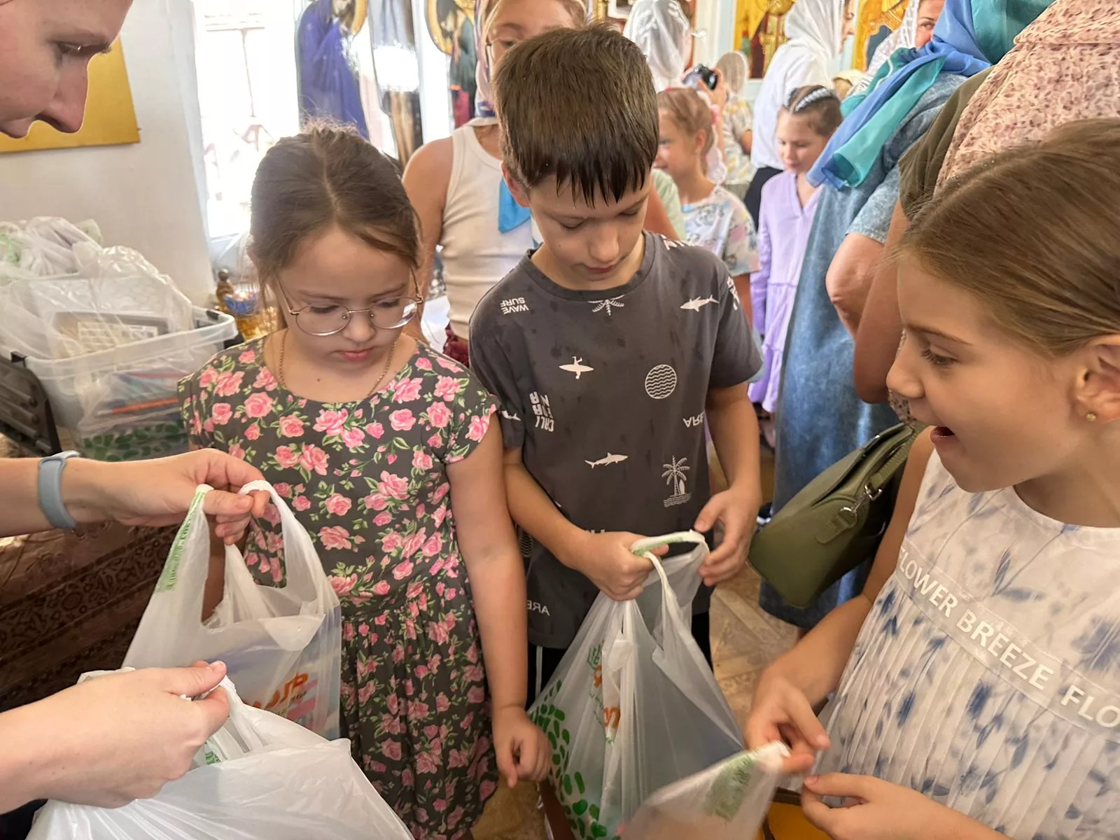 Литургия (31.08.2025). Икона Божией Матери «Всецарица» и молебен на начало учебного года