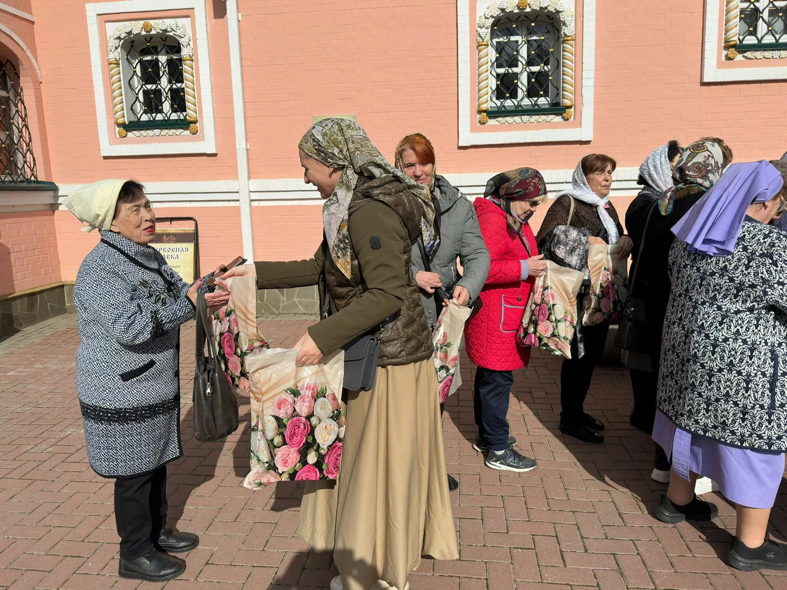 Служение милосердия в преддверии Дня белой трости (13.10.2025)