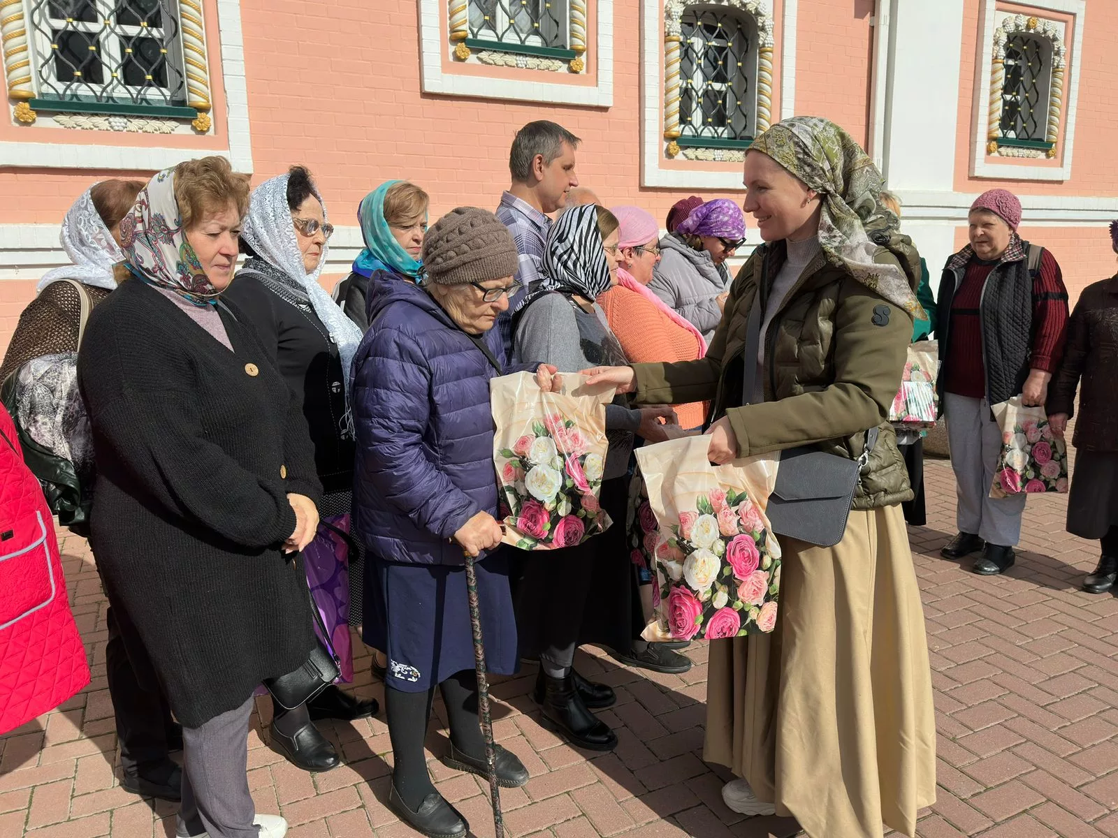 Служение милосердия в преддверии Дня белой трости (13.10.2025)