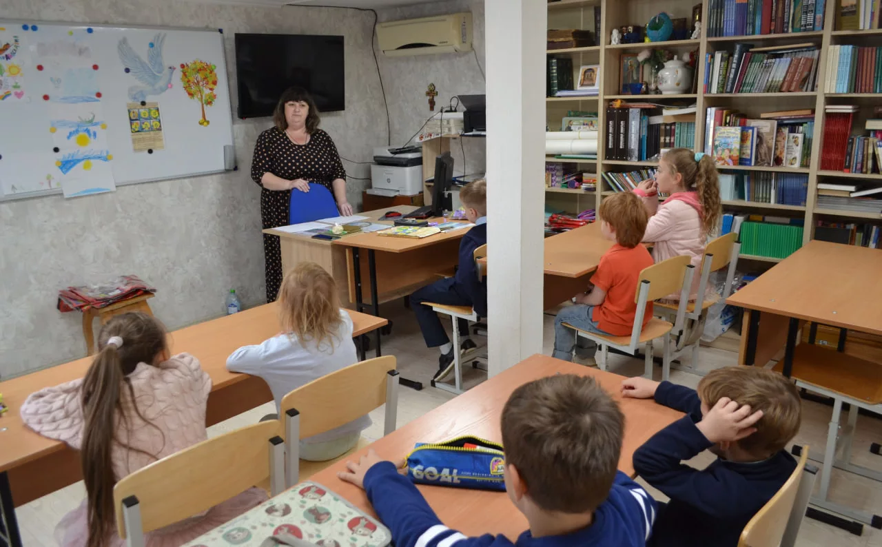 Воскресная школа при храме в честь иконы Божий Матери "Неупиваемая Чаша"