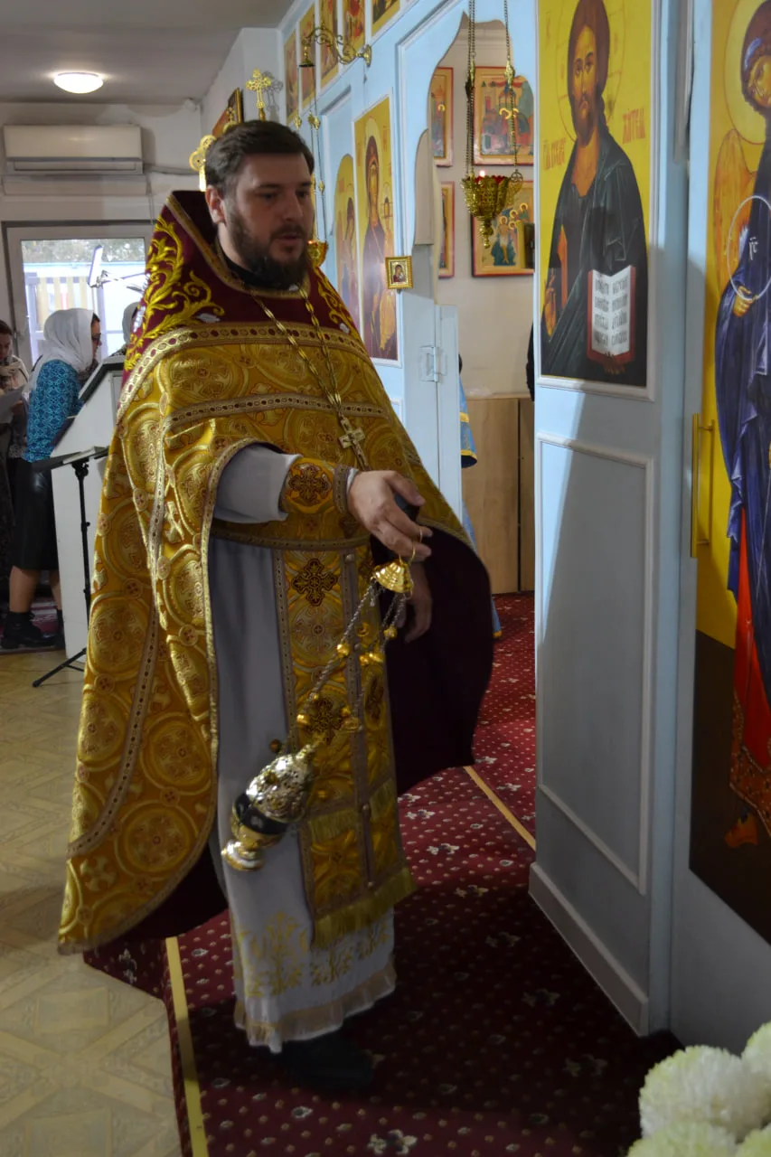 Литургия (02.11.2025) Вмч. Артемия Антиохийского и прп. Гавриила (Ургебадзе) Самтаврийского