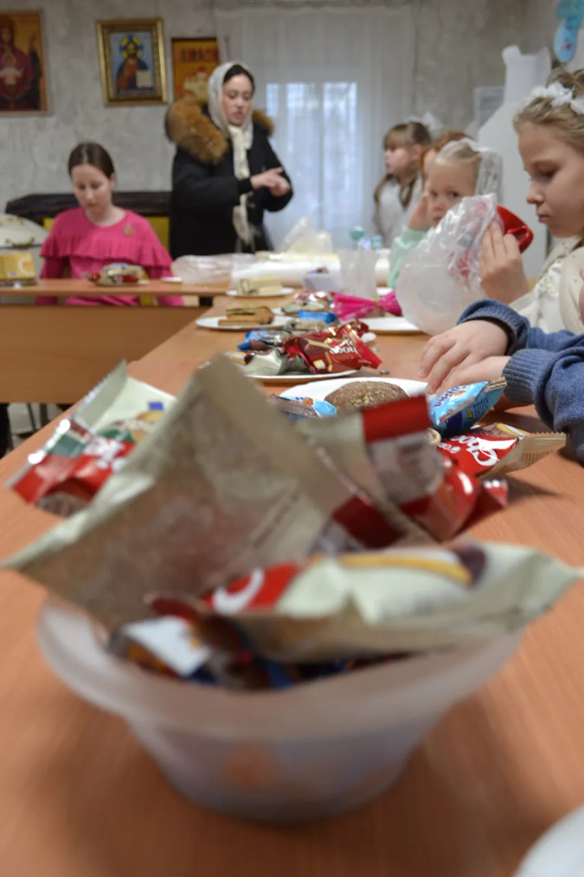 Рождественское поздравление от воспитанников воскресной школы (11.01.2026)
