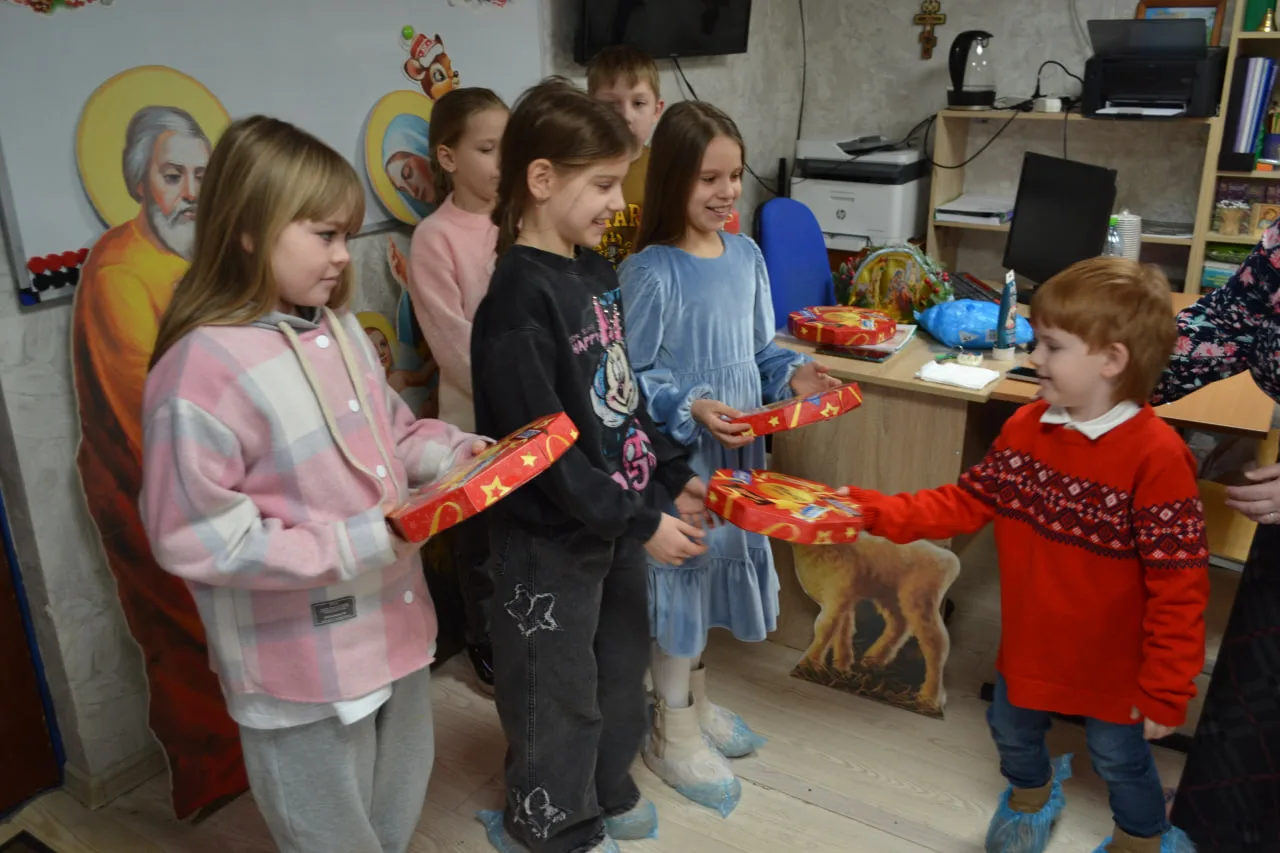Благотворительная акция «Дари радость» к празднику Рождества Христова