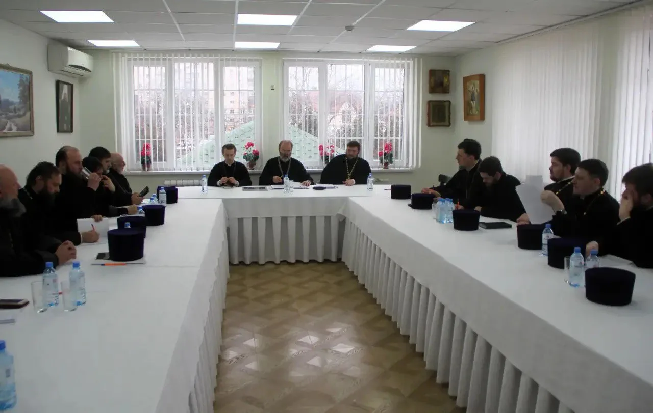 Рабочая встреча духовенства Западного и Юго-Западного благочиний (17.02.2026)