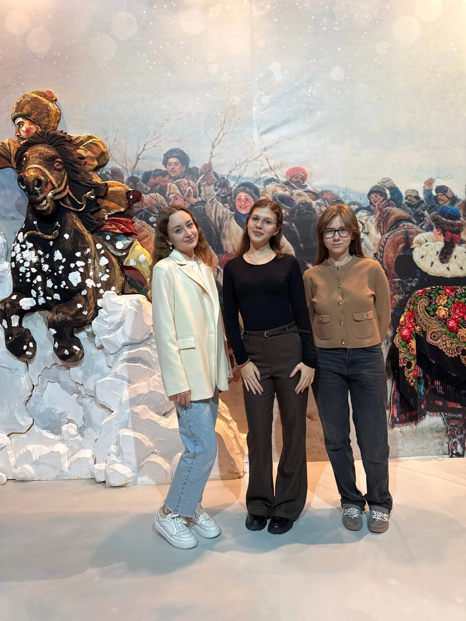 Молодежная группа храма посетила мультимедийную выставку картин В. И. Сурикова